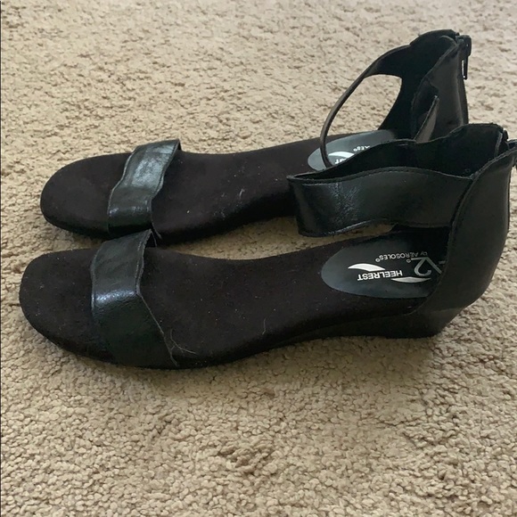 a2 aerosoles wedge sandals